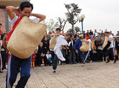 Chay Ro folk game in Bac Ninh - ảnh 1